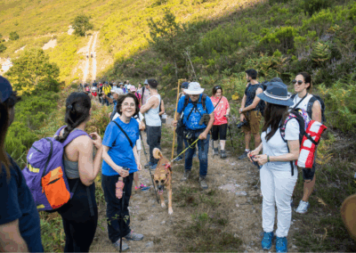 Participantes en la actividad Cuando el cielo se oscurece: cortinos y astronomía, en la VI edición de Allande Stars. Crédito: Nomad Studio.
