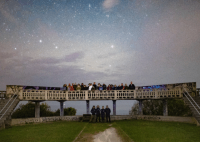 Imagen nocturna de grupo en Ribadedeva - Crédito. Xuan González