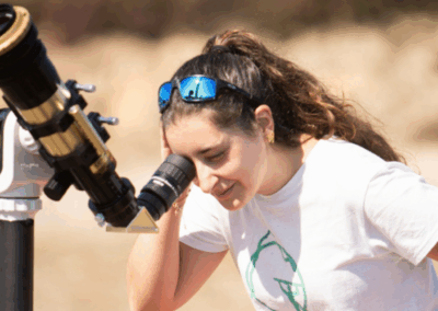 Observación solar en la actividad Paisaje, túmulos y Sol: ciencia en la Sierra de Carondio - Nomad Studio