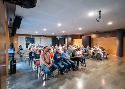 Asistentes a la actividad en el Concello de Viveiro